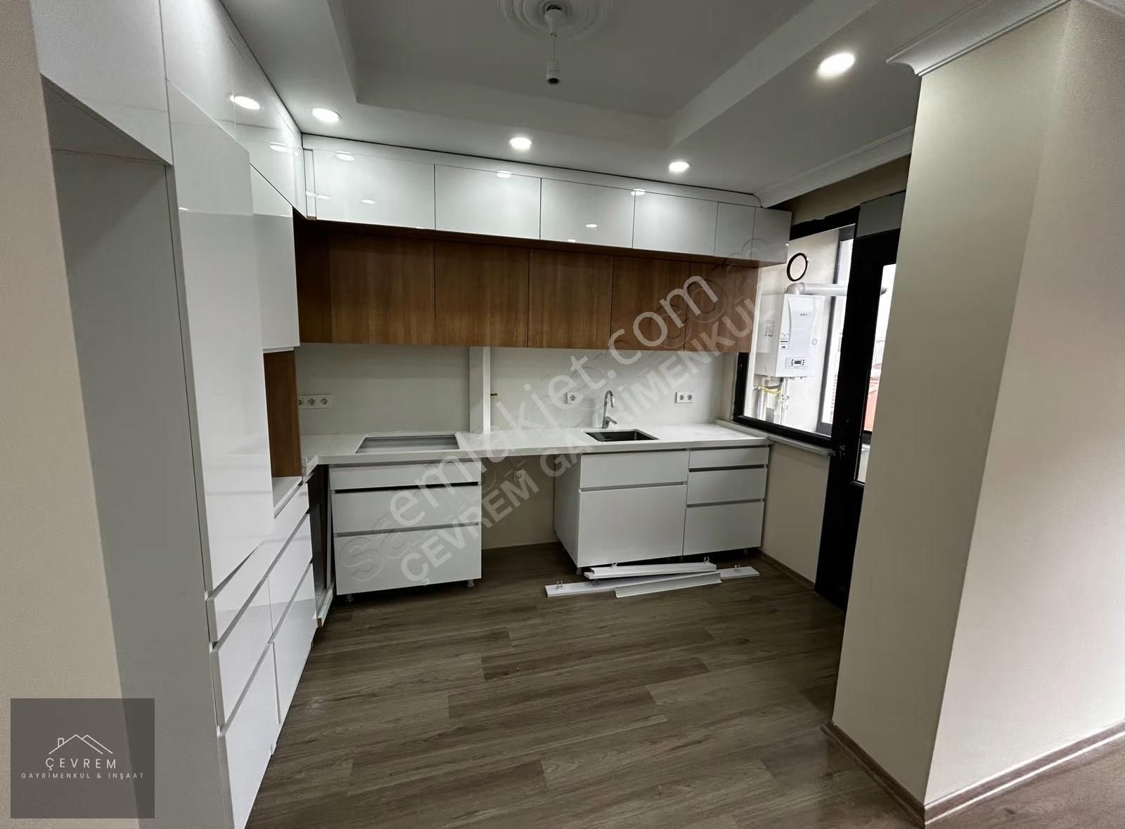 *çevrem* Yeşilova'da Metrobüse Çok Yakın Otoparklı 4+1 Dubleks - Görsel 13