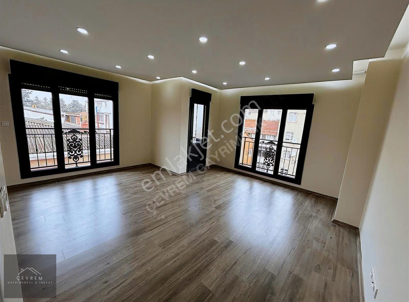 *çevrem* Yeşilova'da Metrobüse Çok Yakın Otoparklı 4+1 Dubleks - Görsel 27