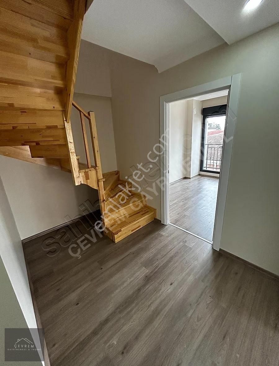 *çevrem* Yeşilova'da Metrobüse Çok Yakın Otoparklı 4+1 Dubleks - Görsel 28