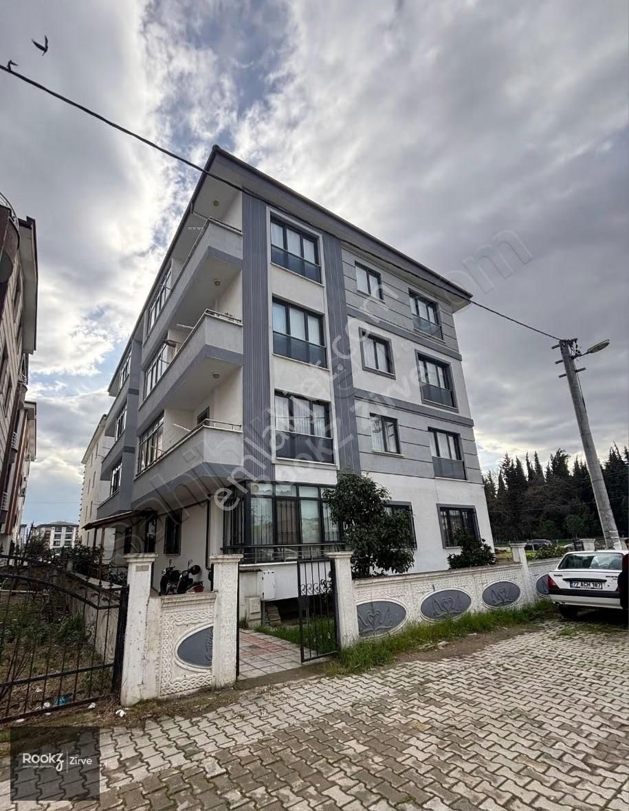 Yalova Çiftlikköy Satılık 3+1 Daire