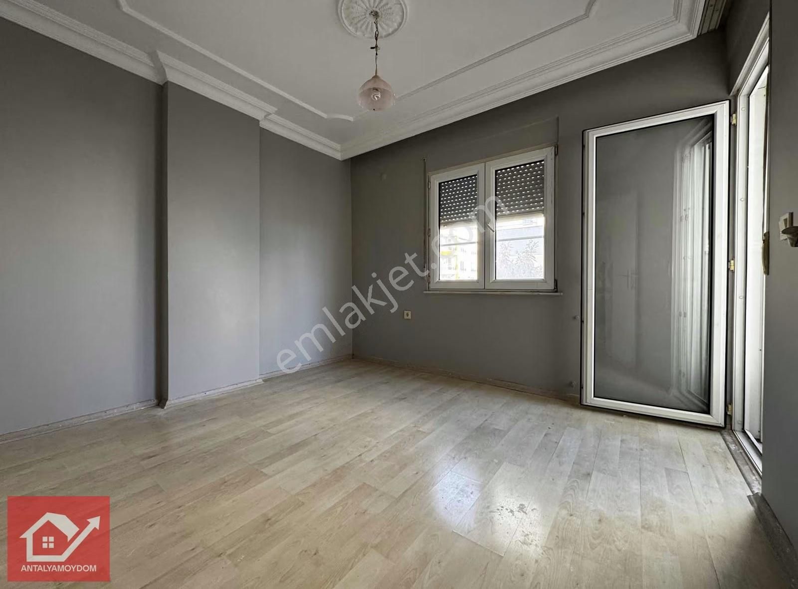 Antalya Konyaaltı Liman Mahallesinde Lüks Site İçi Satılık 1+1 - Görsel 12