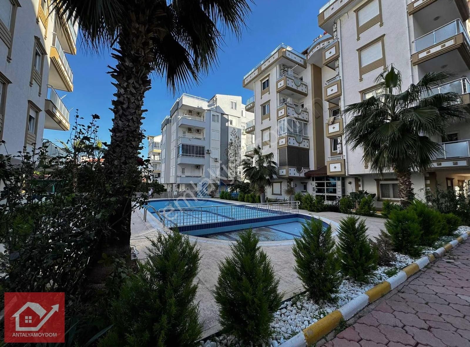 Antalya Konyaaltı Liman Mahallesinde Lüks Site İçi Satılık 1+1 - Görsel 13