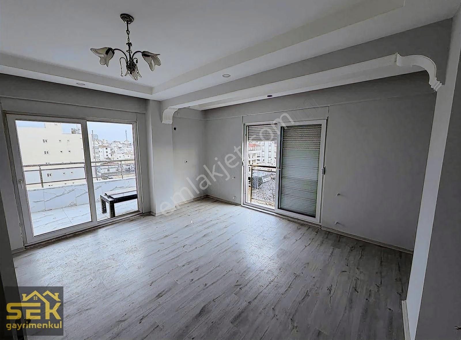 Kiralık 2 + 1 Geniş Oturum