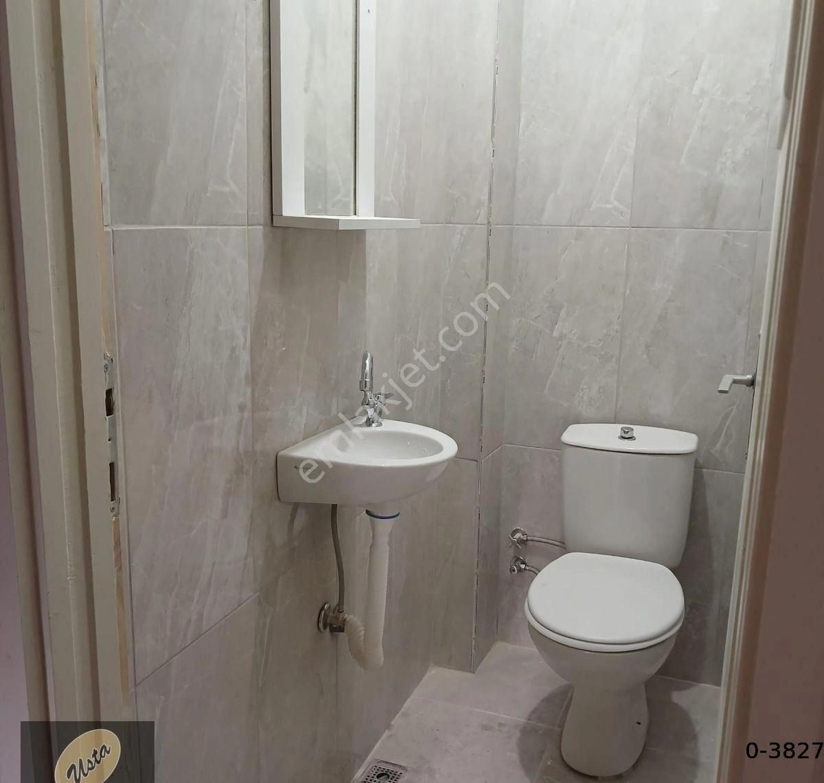 Merkezi Konumda Mobilyalı Ara Katta 3+1 Kiralık Daire - Görsel 7