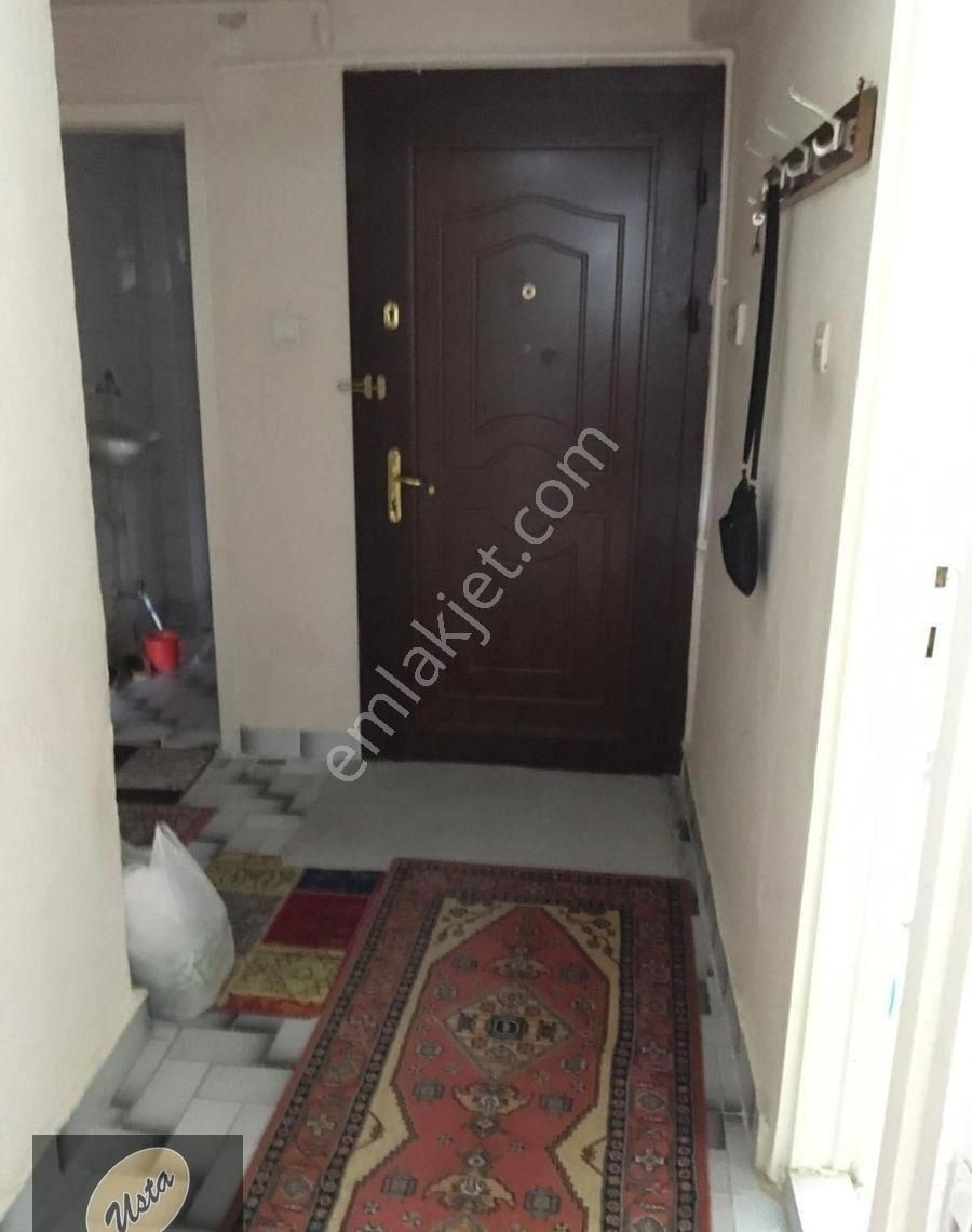Merkezi Konumda Mobilyalı Ara Katta 3+1 Kiralık Daire - Görsel 10