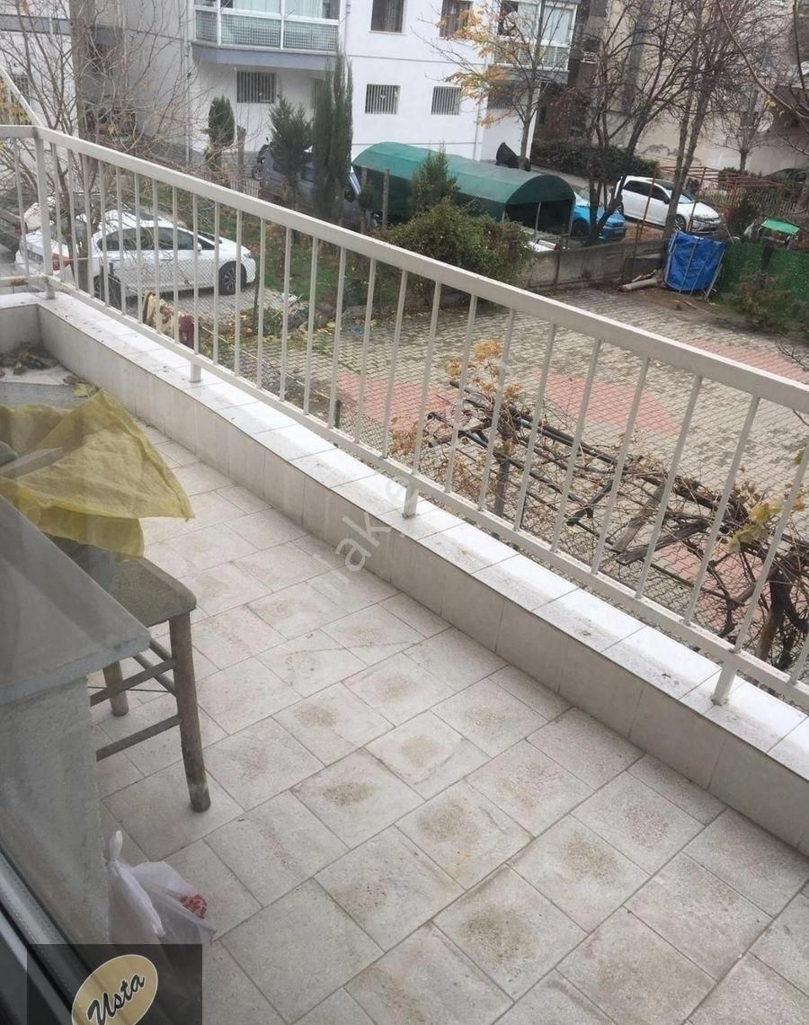 Merkezi Konumda Mobilyalı Ara Katta 3+1 Kiralık Daire - Görsel 28