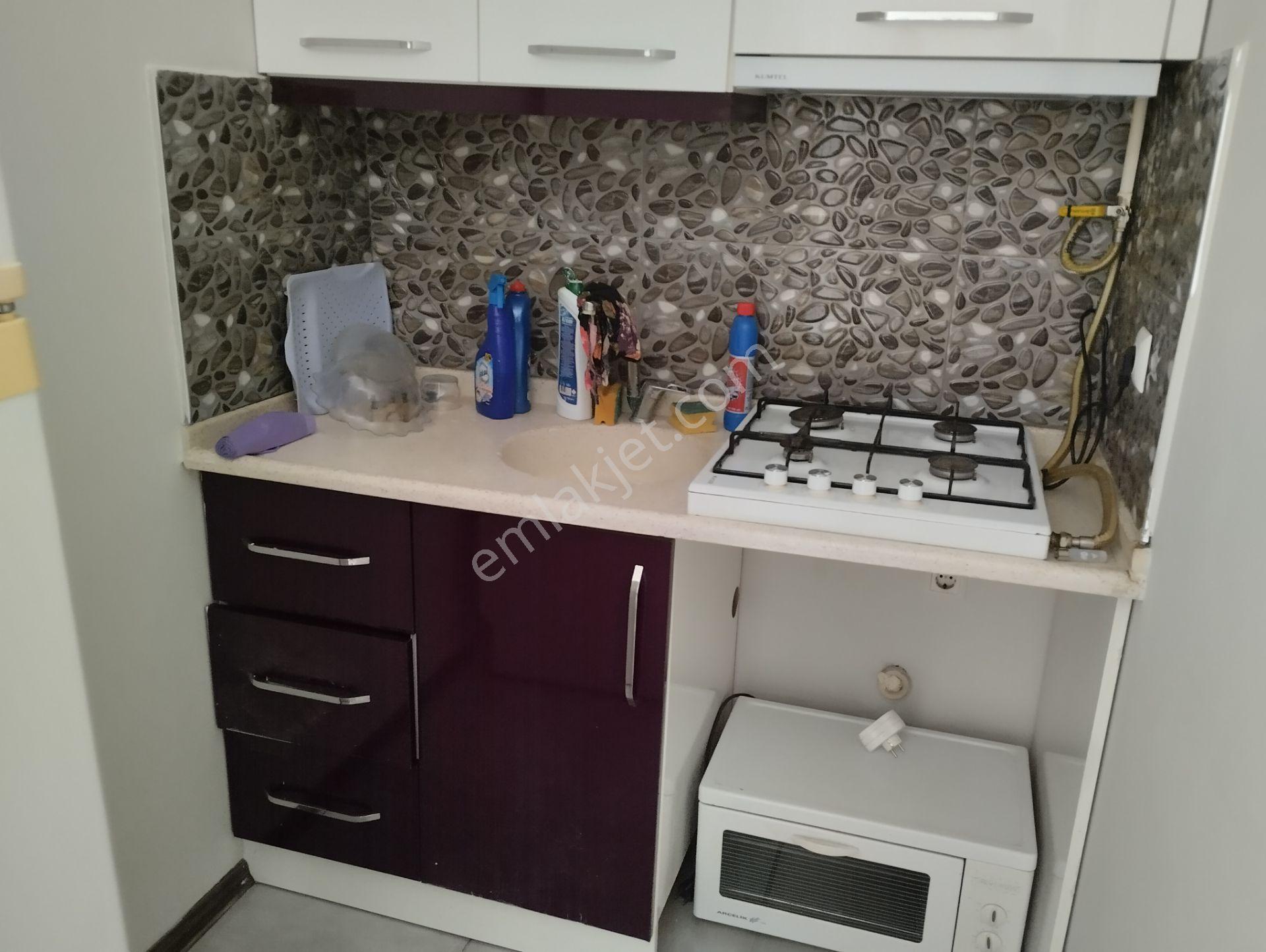 Garanti Bankası Arasında, 5 Yaşındaki Binada,eşyalı Satılık 1+1 - Görsel 4