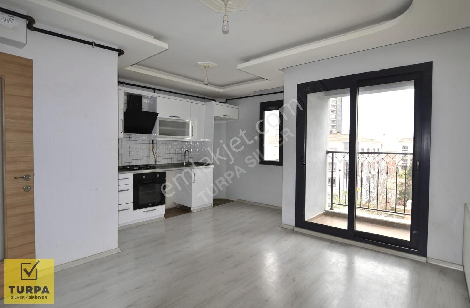 Şirinyer İzbana Yakın Kapalı Otoparklı 4 Yıllık Arakat Daire