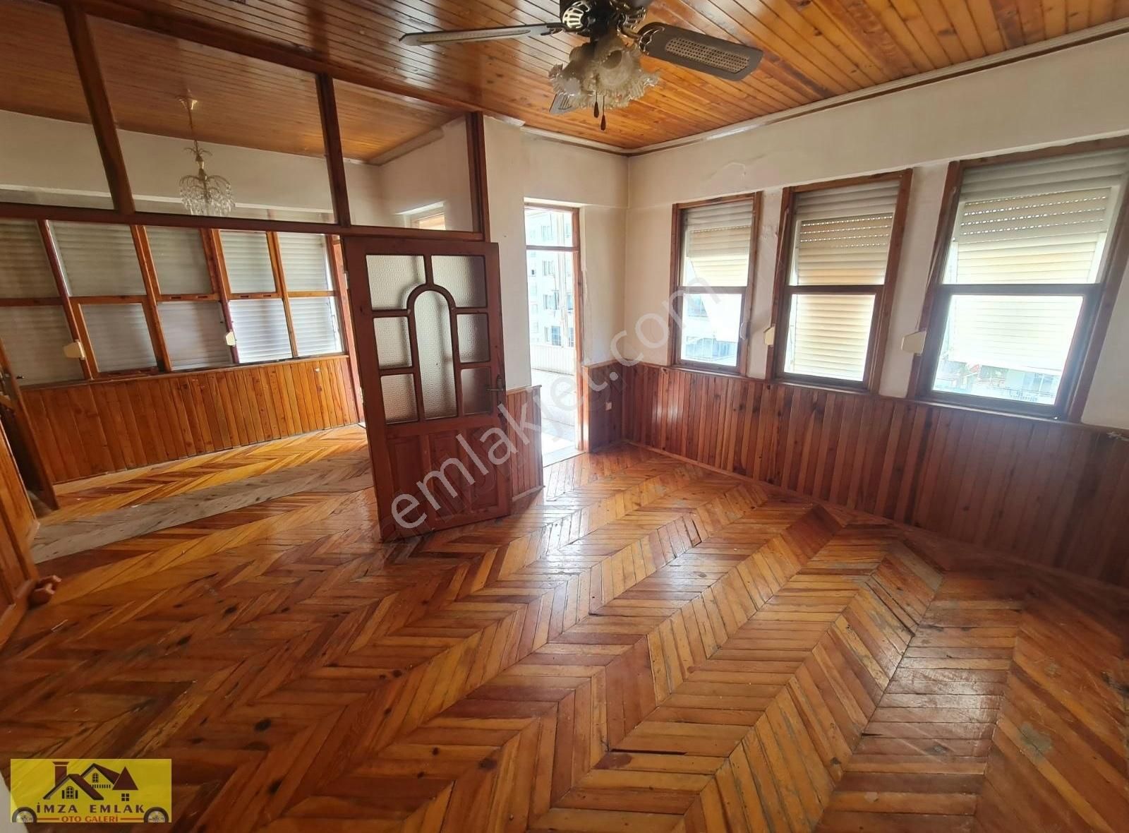 Alanya Merkezde 3 Oda 1 Salon Ayrı Mutfaklı Kiralık Daire - Görsel 4