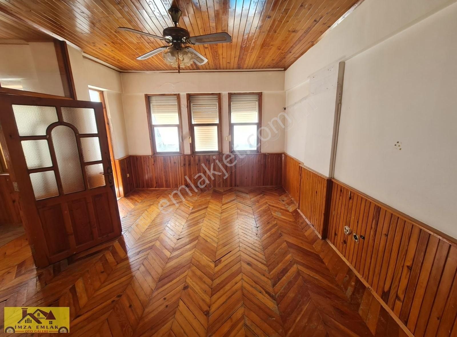 Alanya Merkezde 3 Oda 1 Salon Ayrı Mutfaklı Kiralık Daire - Görsel 33