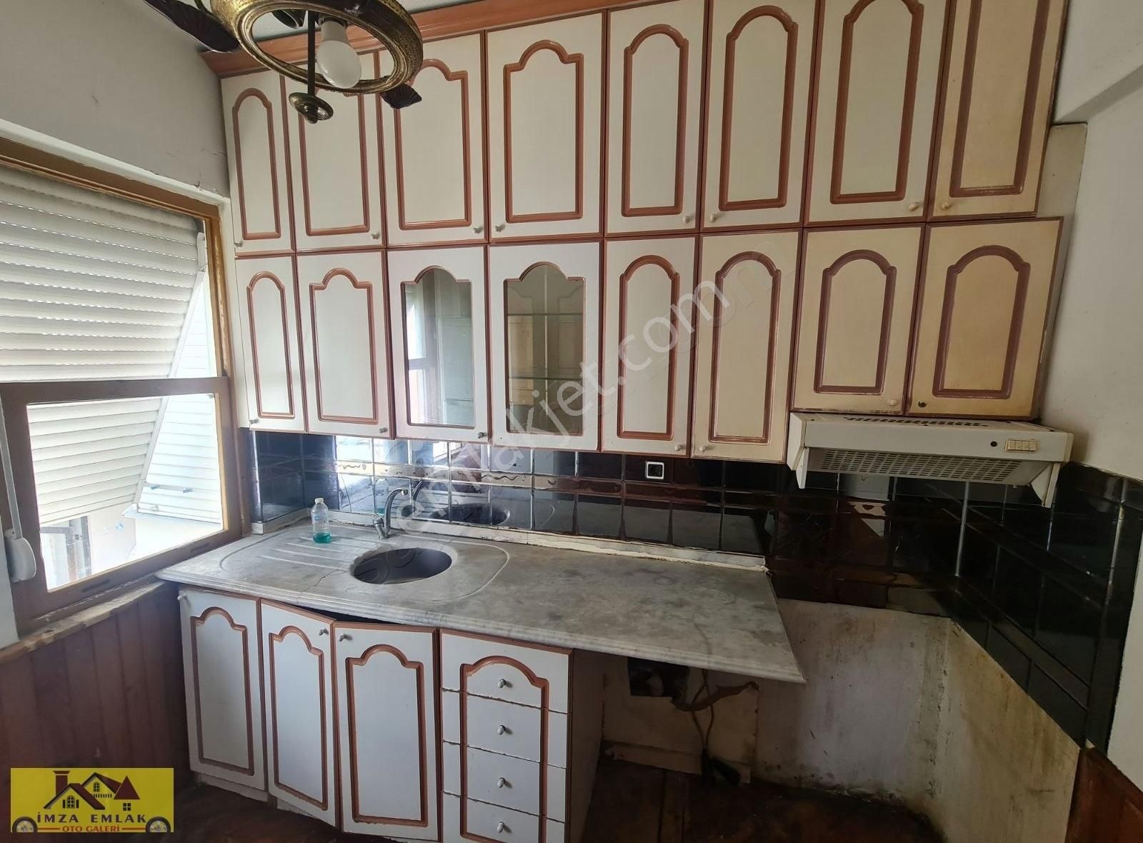 Alanya Merkezde 3 Oda 1 Salon Ayrı Mutfaklı Kiralık Daire - Görsel 14