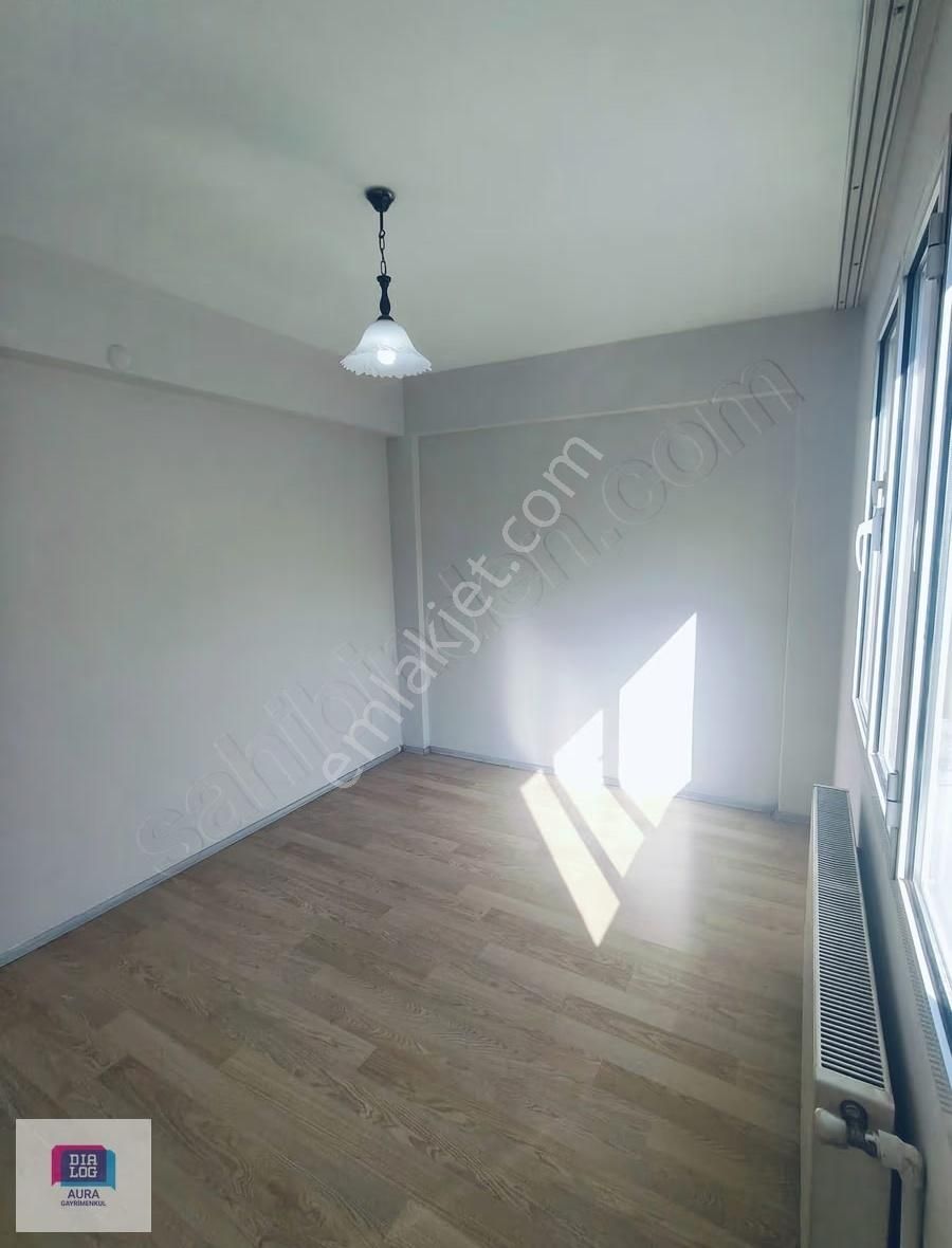 Karabağlar Kazım Karabekir Mahallesinde 3+1 Kiralık Daire - Görsel 13