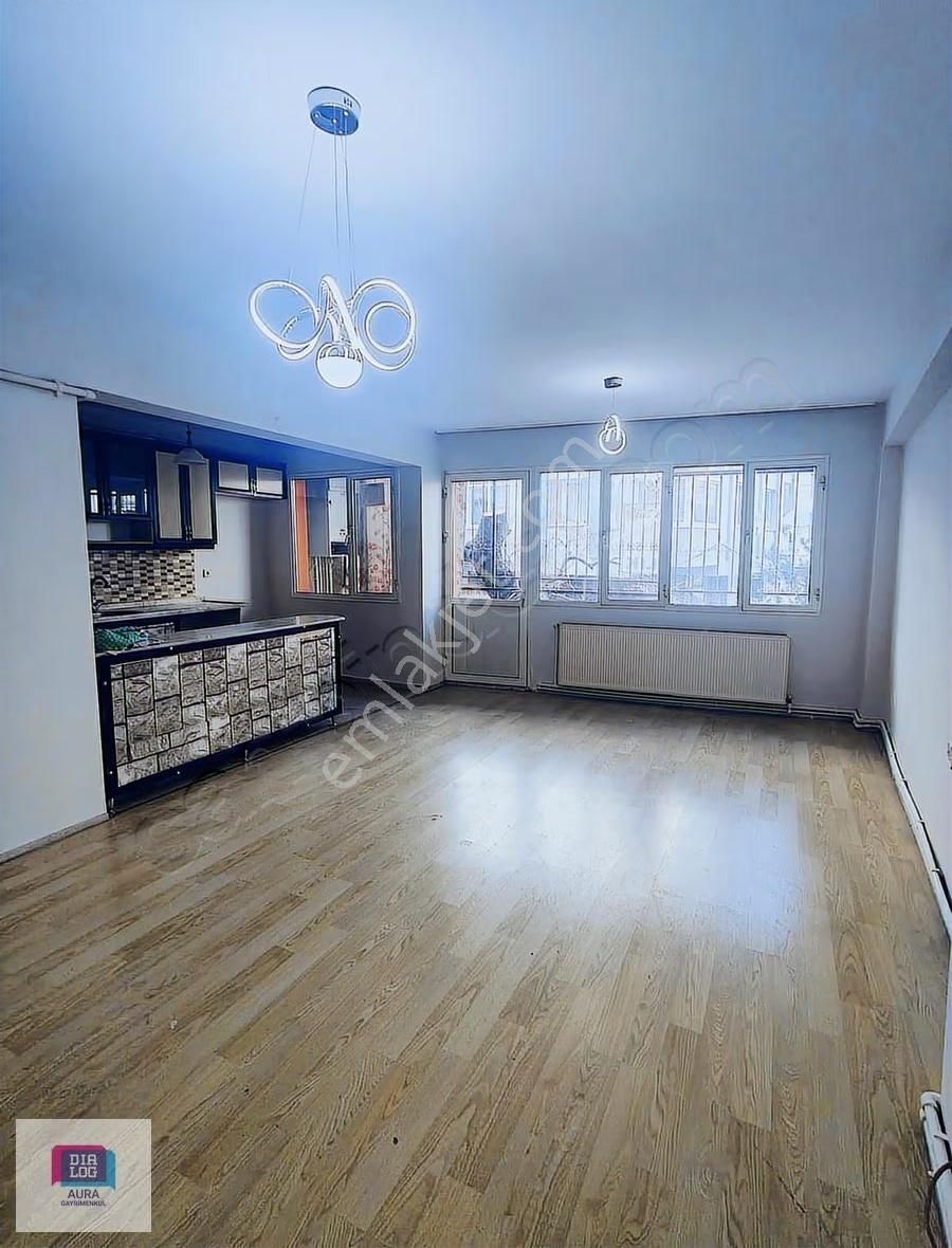 Karabağlar Kazım Karabekir Mahallesinde 3+1 Kiralık Daire