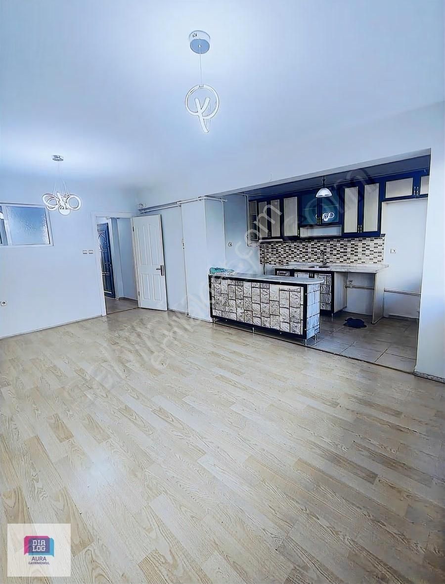 Karabağlar Kazım Karabekir Mahallesinde 3+1 Kiralık Daire - Görsel 10