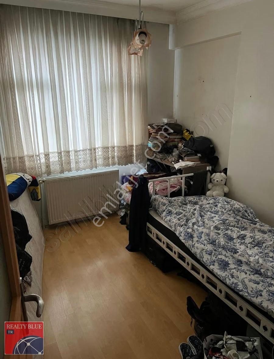 Avcılar Denizköşkler Köşe Bina Kat Mülkiyetli Satılık 2+1 Daire - Görsel 2