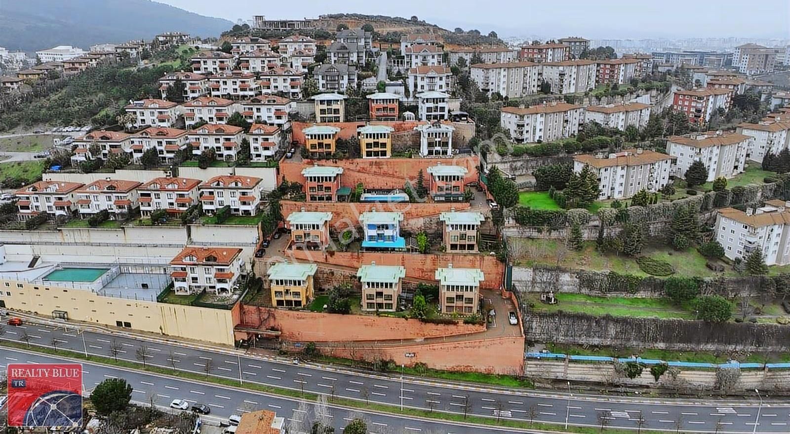 Pendik Çamlık Yan Yana Konumlu 2 Lüks Villa Kesintisiz Manzara - Görsel 33