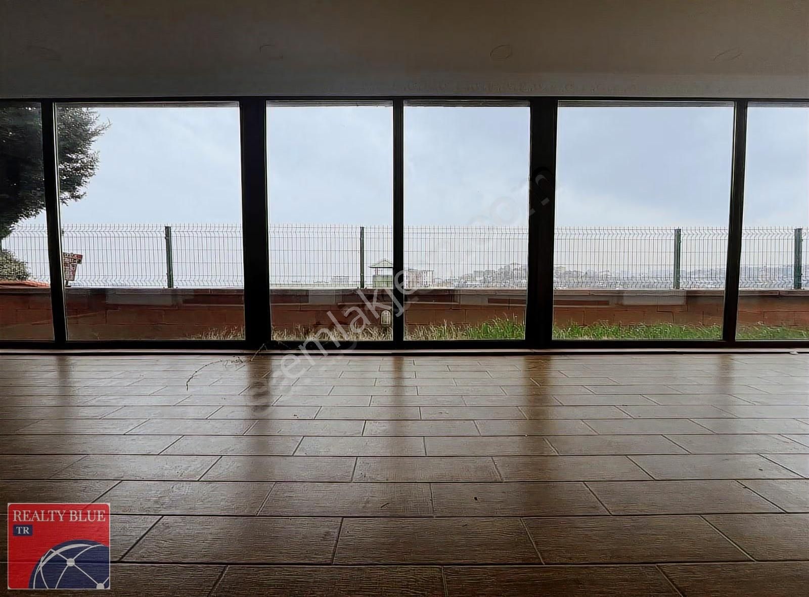 Pendik Çamlık Yan Yana Konumlu 2 Lüks Villa Kesintisiz Manzara - Görsel 3