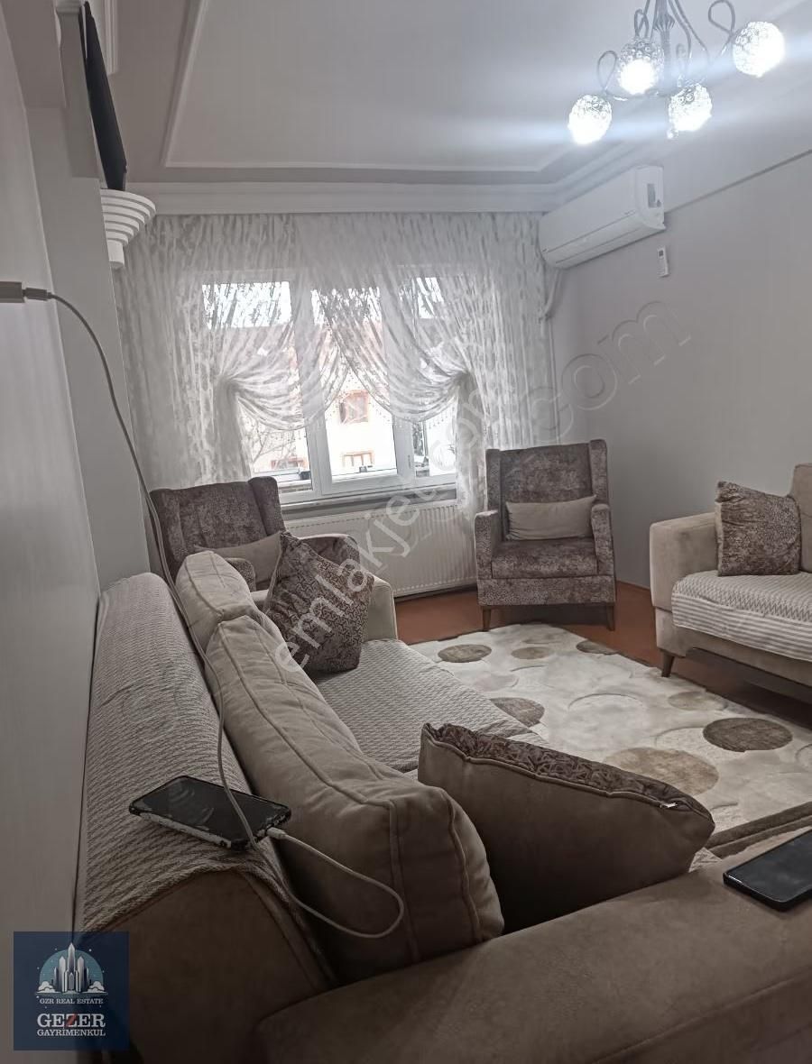 Satılık Merkez Mah Yürüyüş Yolunda Dublexs Daire