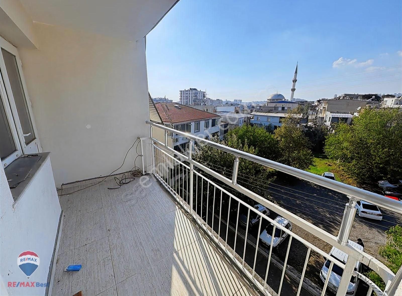 40 Bayraklı Postacılar'da Full Tadılatlı Aydınlık Kıralık Daıre - Görsel 24