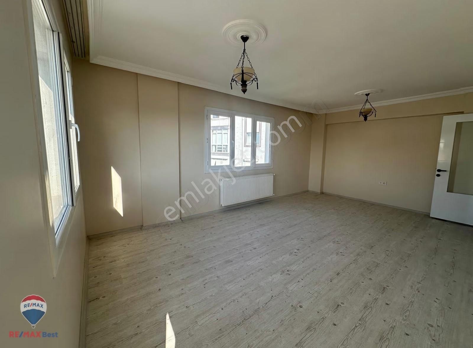 40 Bayraklı Postacılar'da Full Tadılatlı Aydınlık Kıralık Daıre - Görsel 10