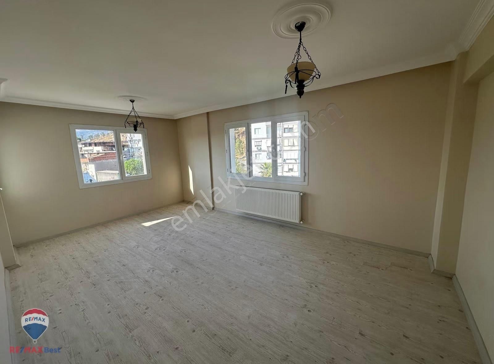 40 Bayraklı Postacılar'da Full Tadılatlı Aydınlık Kıralık Daıre - Görsel 15