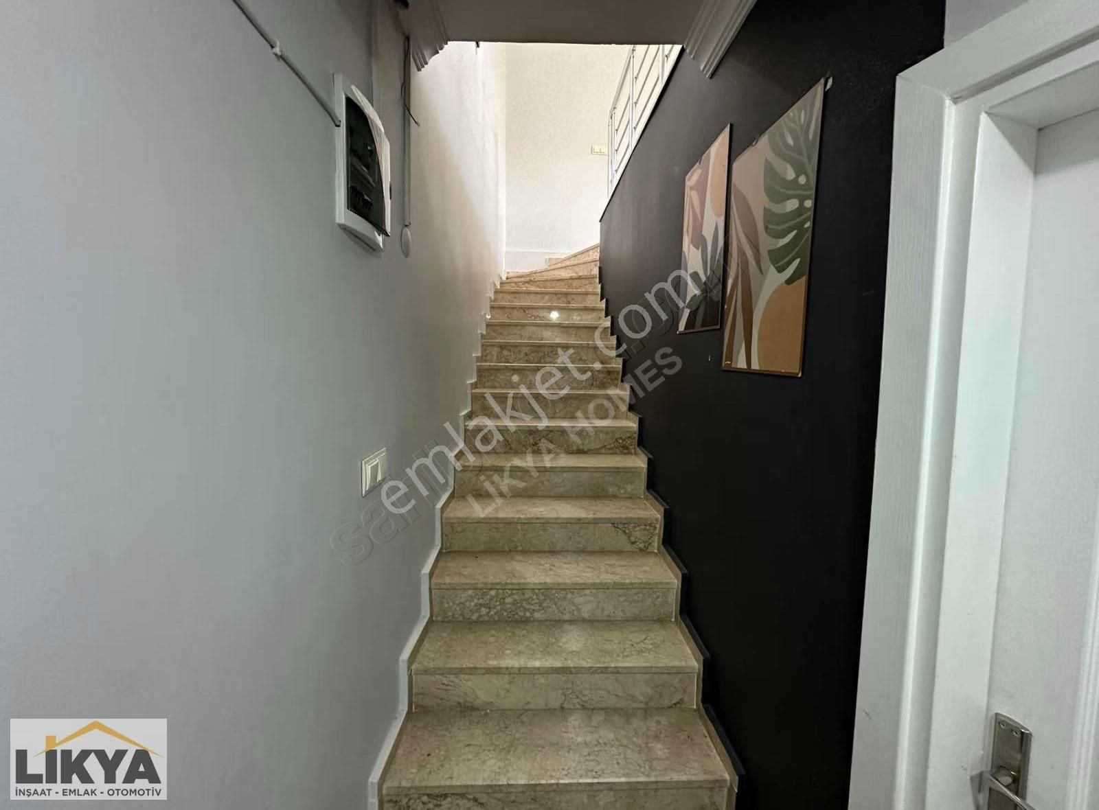 Fethiye Leton Hastane Yanı 150 M2 2+2 Kapalı Mutfak Geniş Salon - Görsel 24