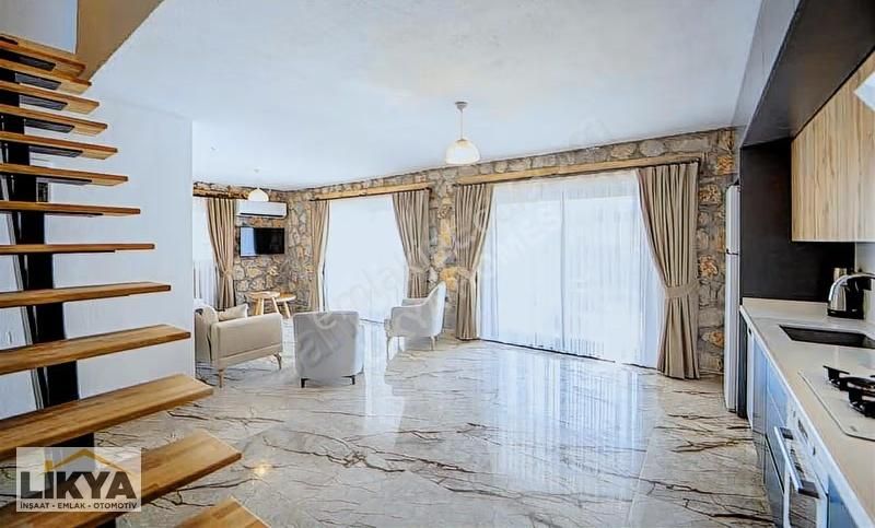 Karaçulha Mah. Uzun Dönem Kiralık Taş Villa - Görsel 18