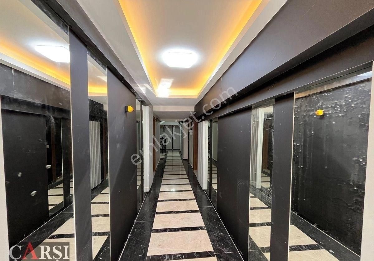 Çarşı' Dan Metro Yakını Geniş Teras Kullanımlı Lüks Sıfır Daire - Görsel 6