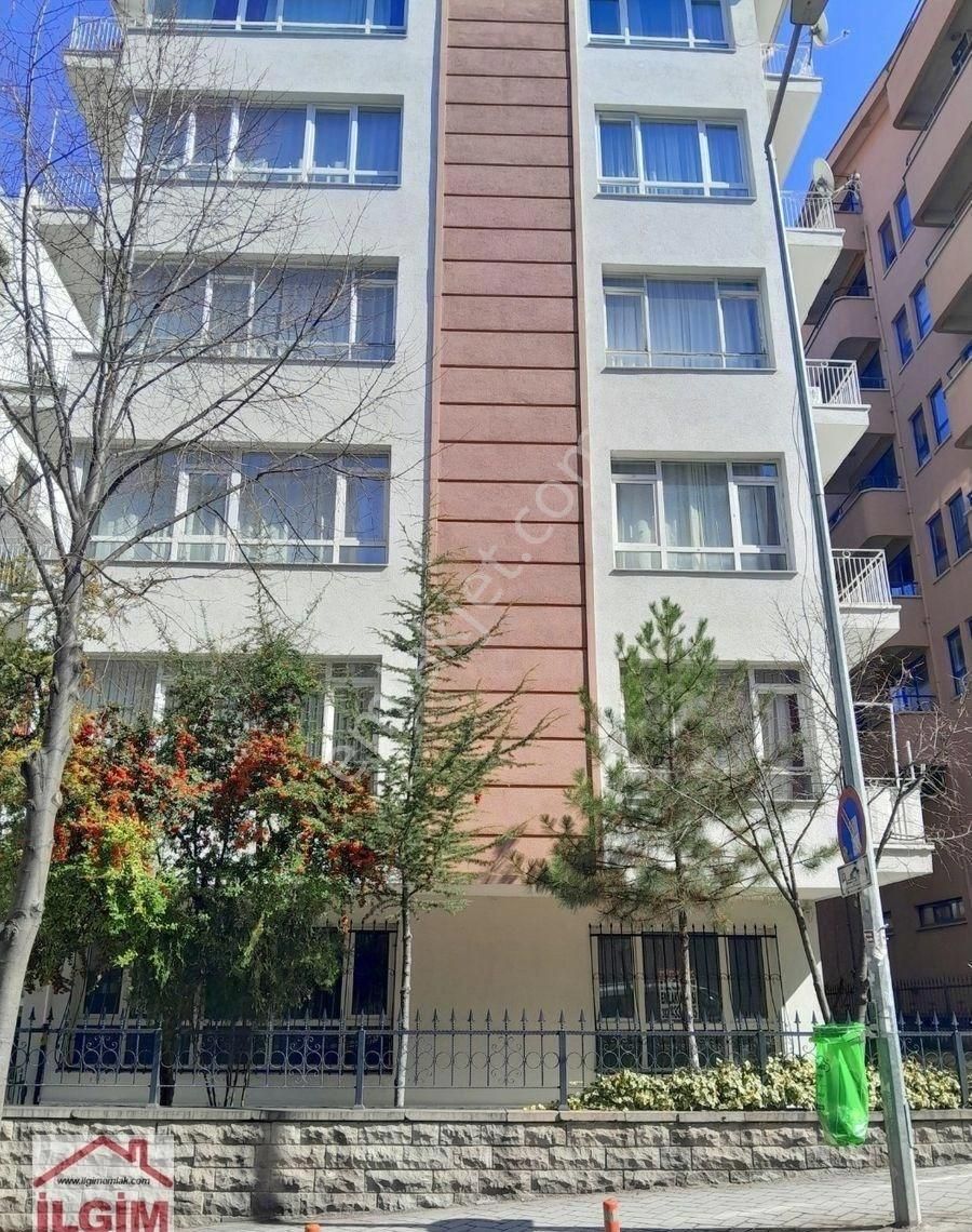 Kültür Mahallesi Dr. Mediha Eldem Sokak'ta Kiralık 3+1 - Görsel 8