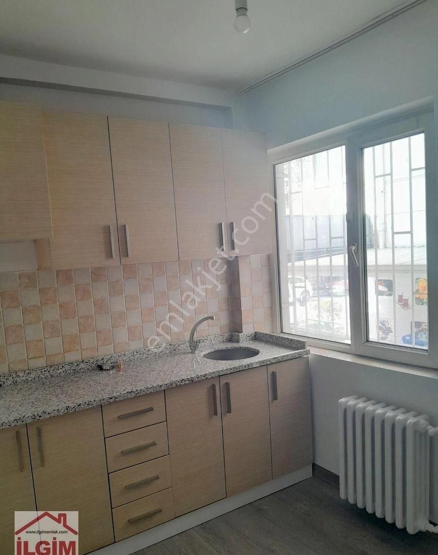 Kültür Mahallesi Dr. Mediha Eldem Sokak'ta Kiralık 3+1 - Görsel 4