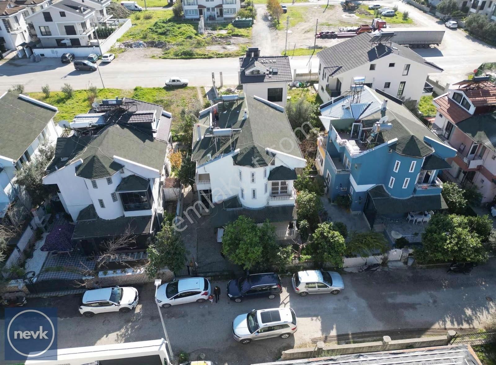 Nevk Invest'ten Fethiye Merkezi Konumda Tripleks İkiz Villa - Görsel 16