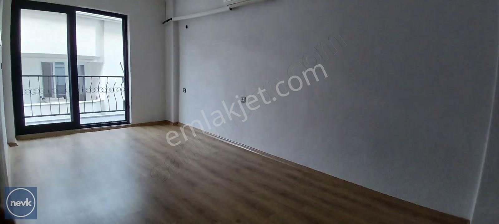 Nevk'ten Karagözler De Yeni Tadilatlı Geniş 2+1 Daire - Görsel 11