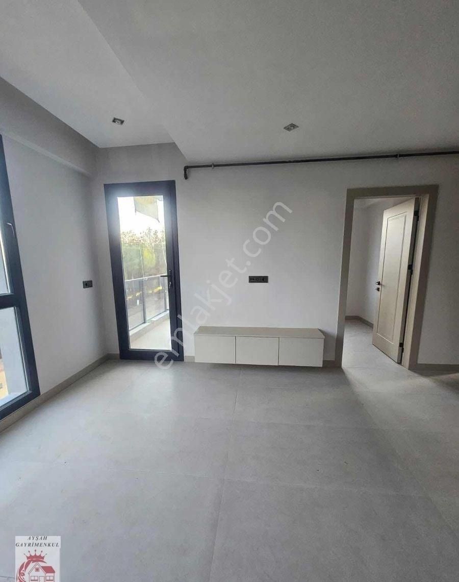 Ayşah'tan Karahasanlı'da Hastaneye 200 Metre Satılık Apart - Görsel 2