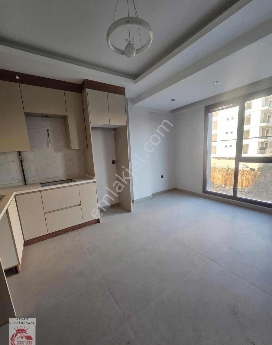 Ayşah'tan Karahasanlı'da Hastaneye 200 Metre Satılık Apart - Görsel 15