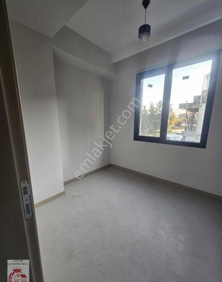 Ayşah'tan Karahasanlı'da Hastaneye 200 Metre Satılık Apart - Görsel 10