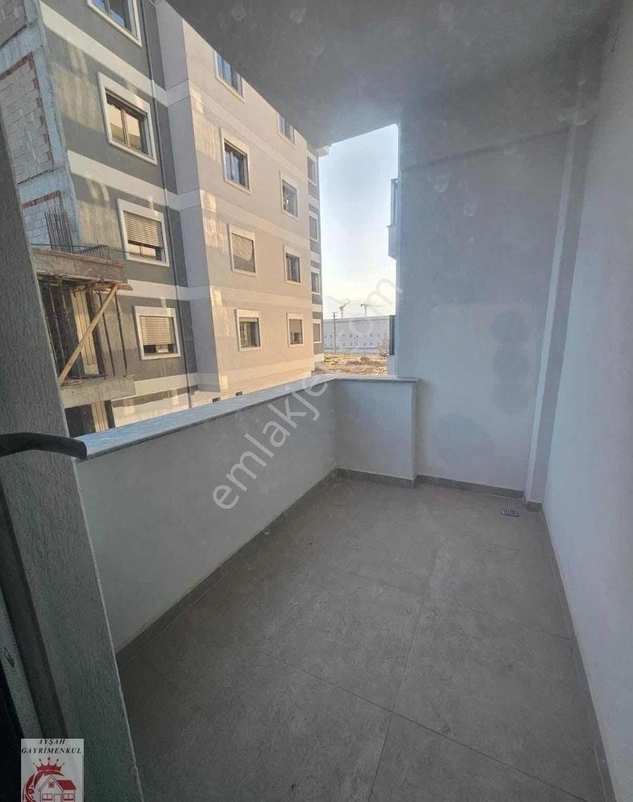 Ayşah'tan Karahasanlı'da Hastaneye 200 Metre Satılık Apart - Görsel 14