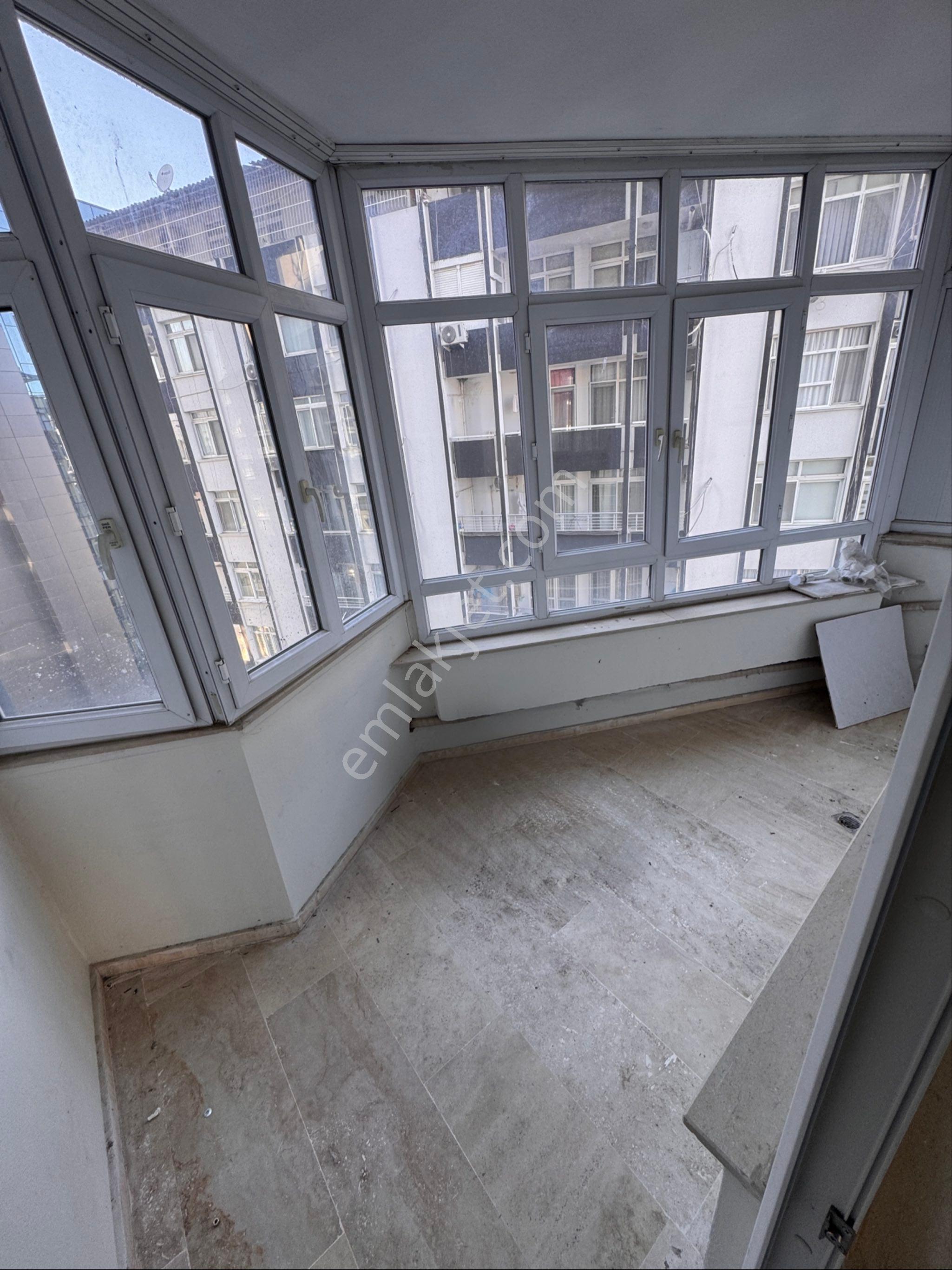 Kurtuluş Mah-atatürk Cad-gülbahçesi Sitesinde 4+1 Doğ.kiralık Daire - Görsel 25