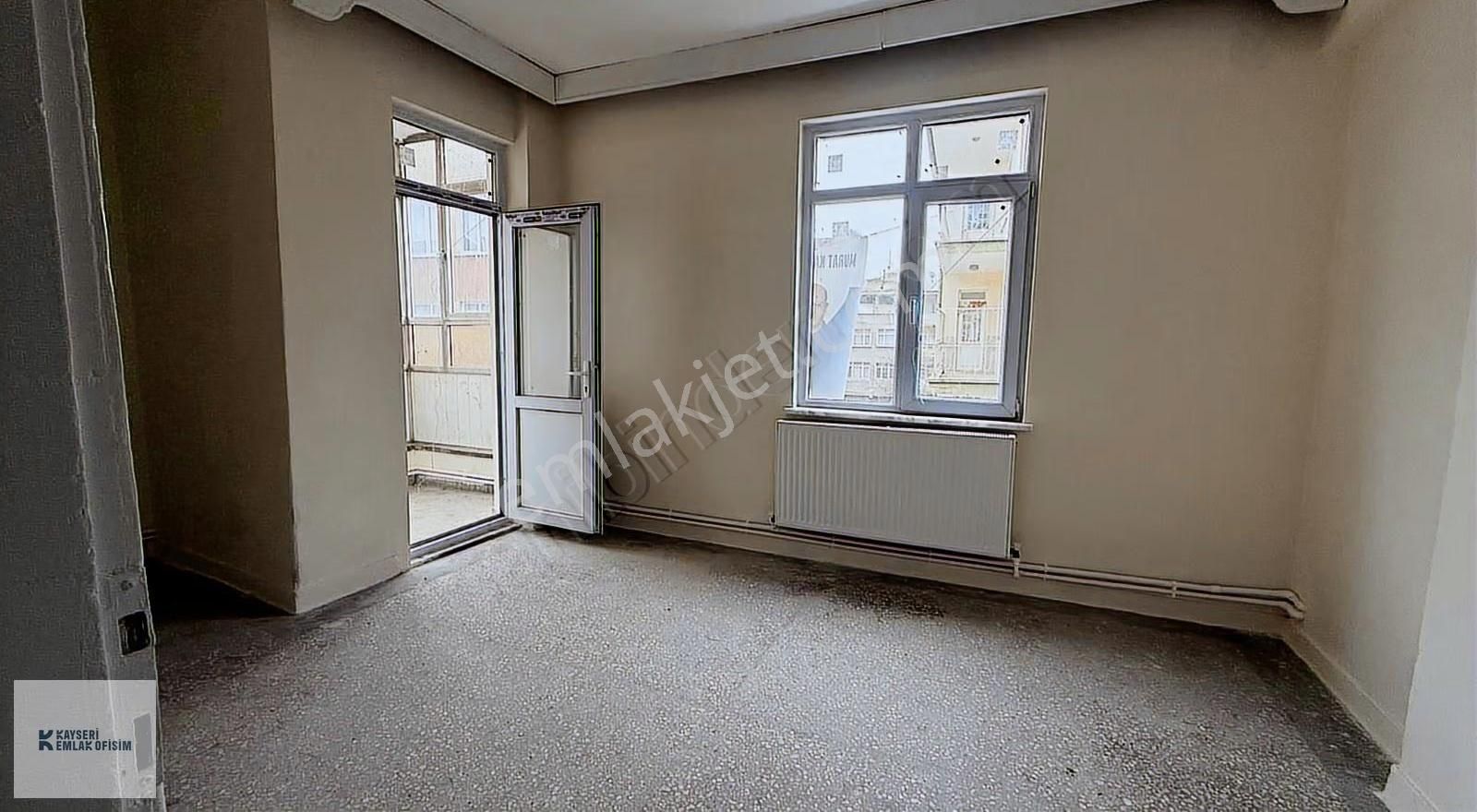 Emlak Ofisim'den Fevzi Çakmak Mh 3+1 Kiralık Daire - Görsel 11