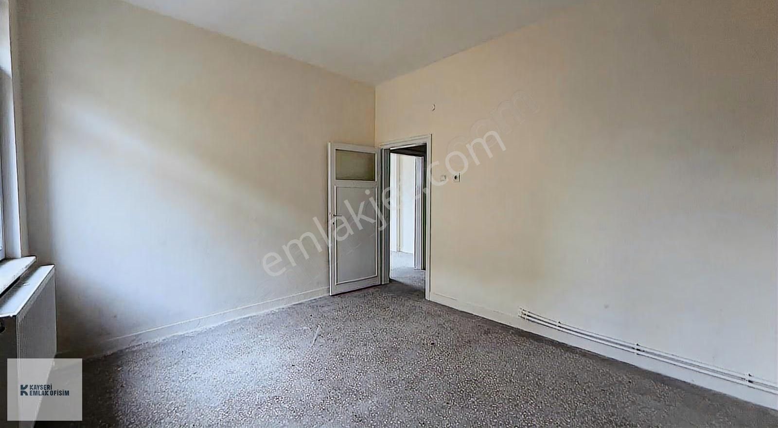 Emlak Ofisim'den Fevzi Çakmak Mh 3+1 Kiralık Daire - Görsel 15