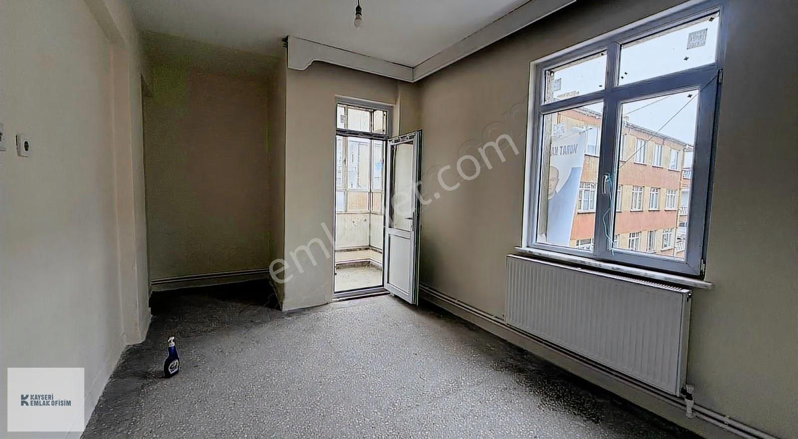 Emlak Ofisim'den Fevzi Çakmak Mh 3+1 Kiralık Daire - Görsel 6