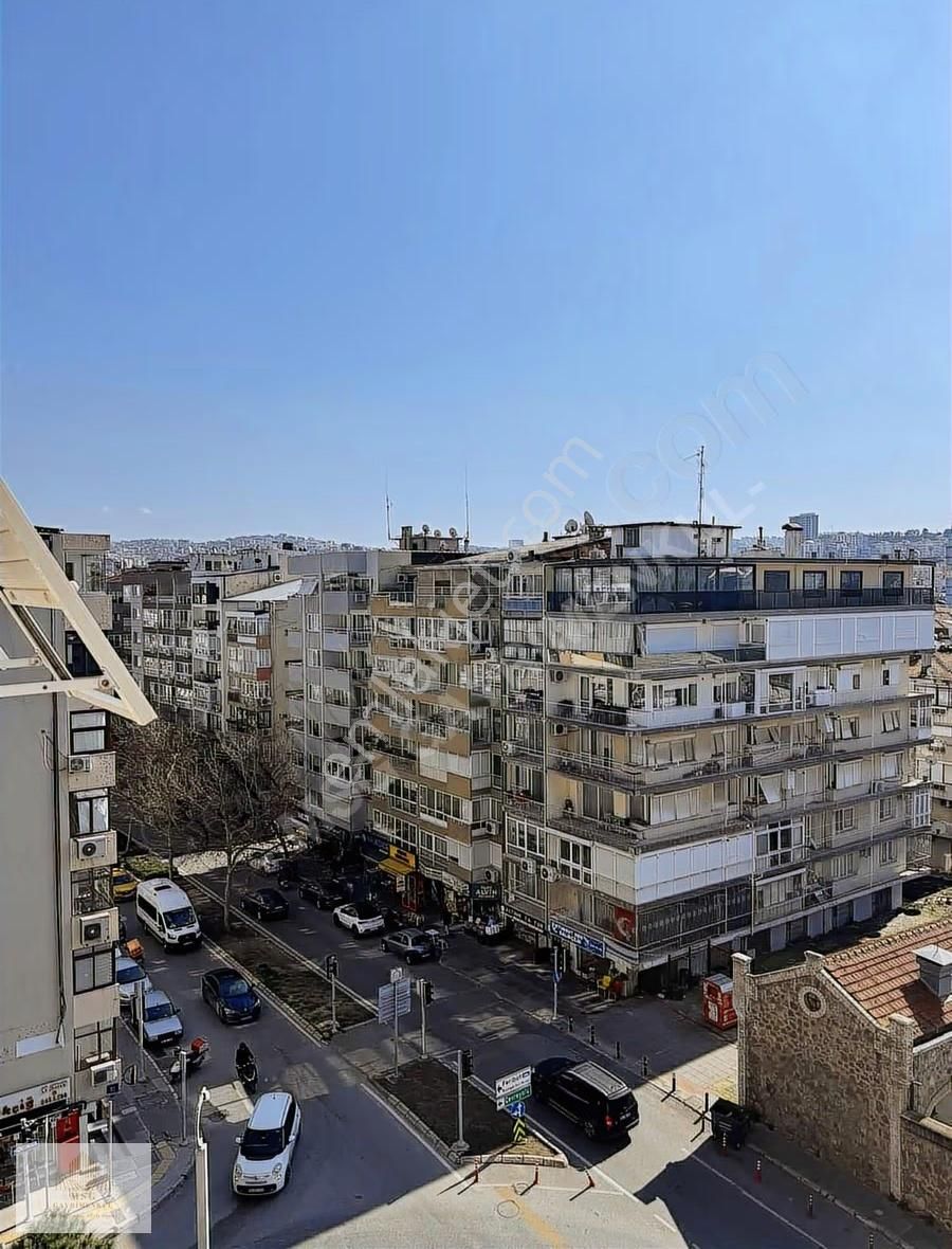 Msg'den Cadde Üzerinde Deniz Manzaralı 3+1 Asansörlü Geniş Daire - Görsel 42