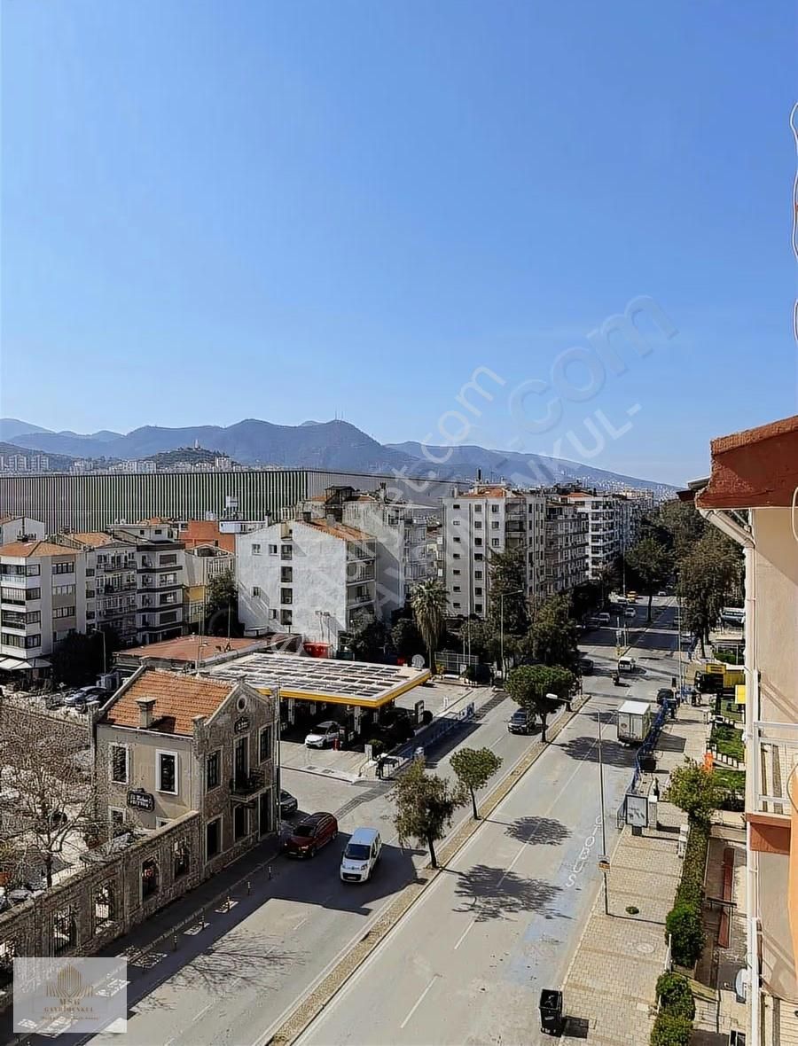 Msg'den Cadde Üzerinde Deniz Manzaralı 3+1 Asansörlü Geniş Daire - Görsel 44