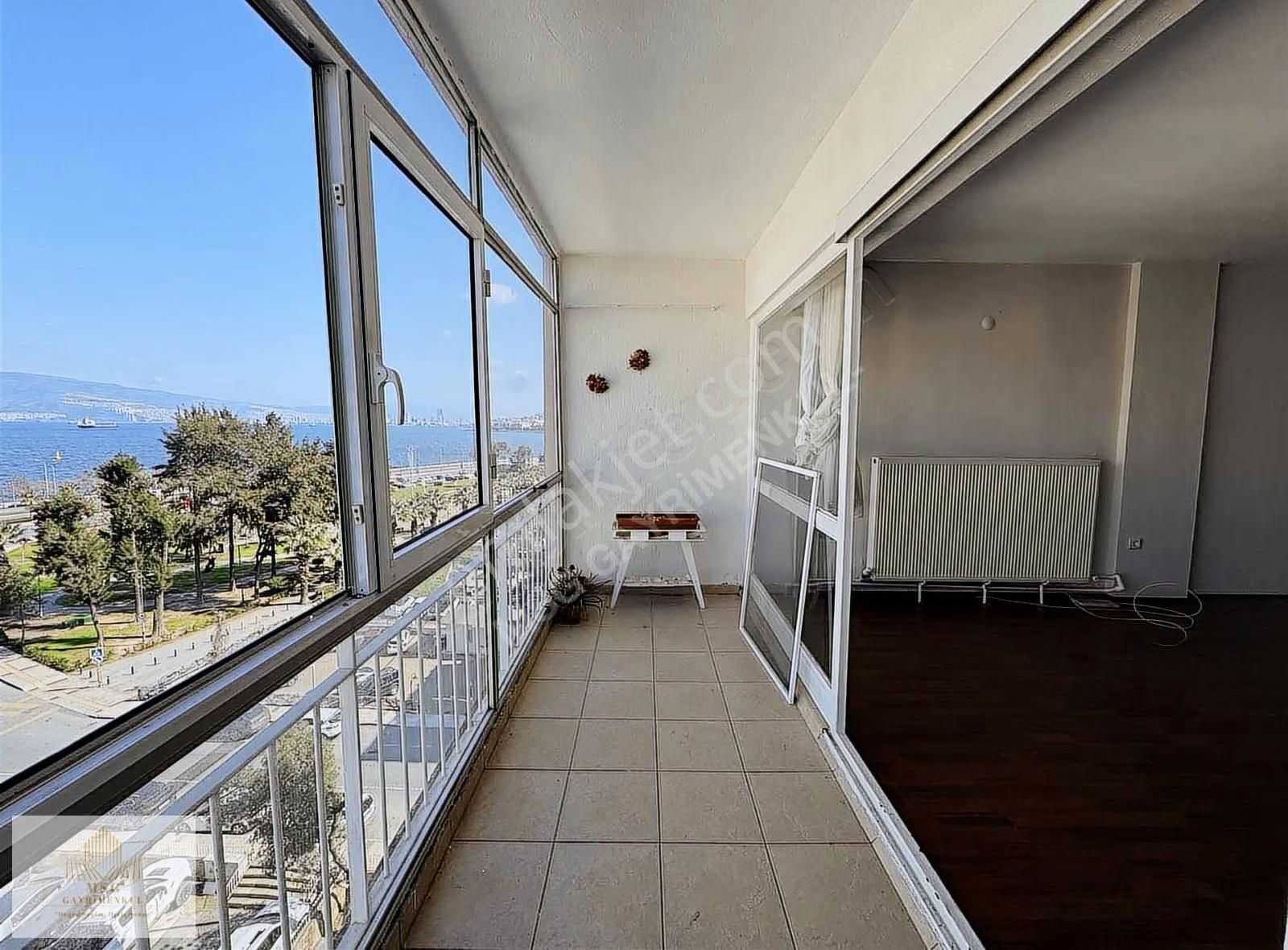 Msg'den Cadde Üzerinde Deniz Manzaralı 3+1 Asansörlü Geniş Daire - Görsel 6