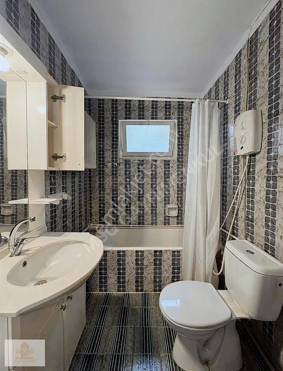 Msg'den Cadde Üzerinde Deniz Manzaralı 3+1 Asansörlü Geniş Daire - Görsel 12