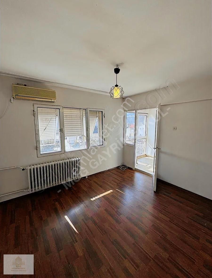 Msg'den Cadde Üzerinde Deniz Manzaralı 3+1 Asansörlü Geniş Daire - Görsel 18