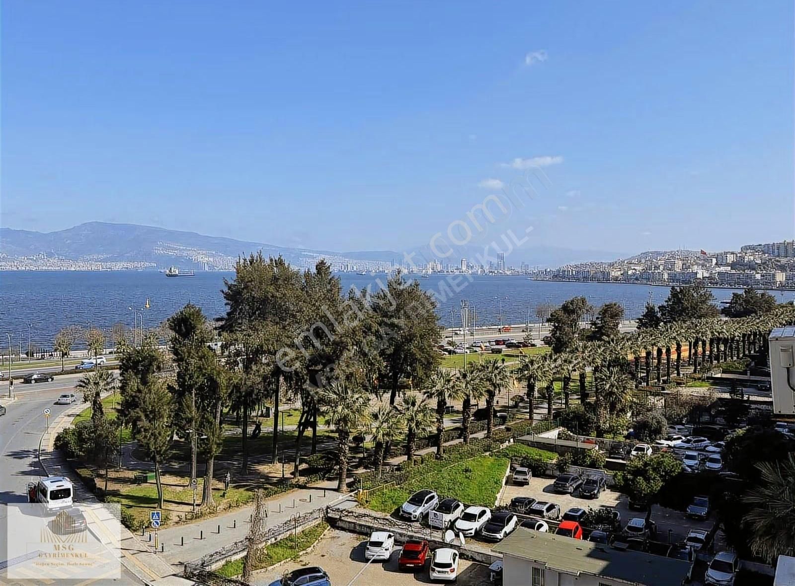 Msg'den Cadde Üzerinde Deniz Manzaralı 3+1 Asansörlü Geniş Daire - Görsel 24