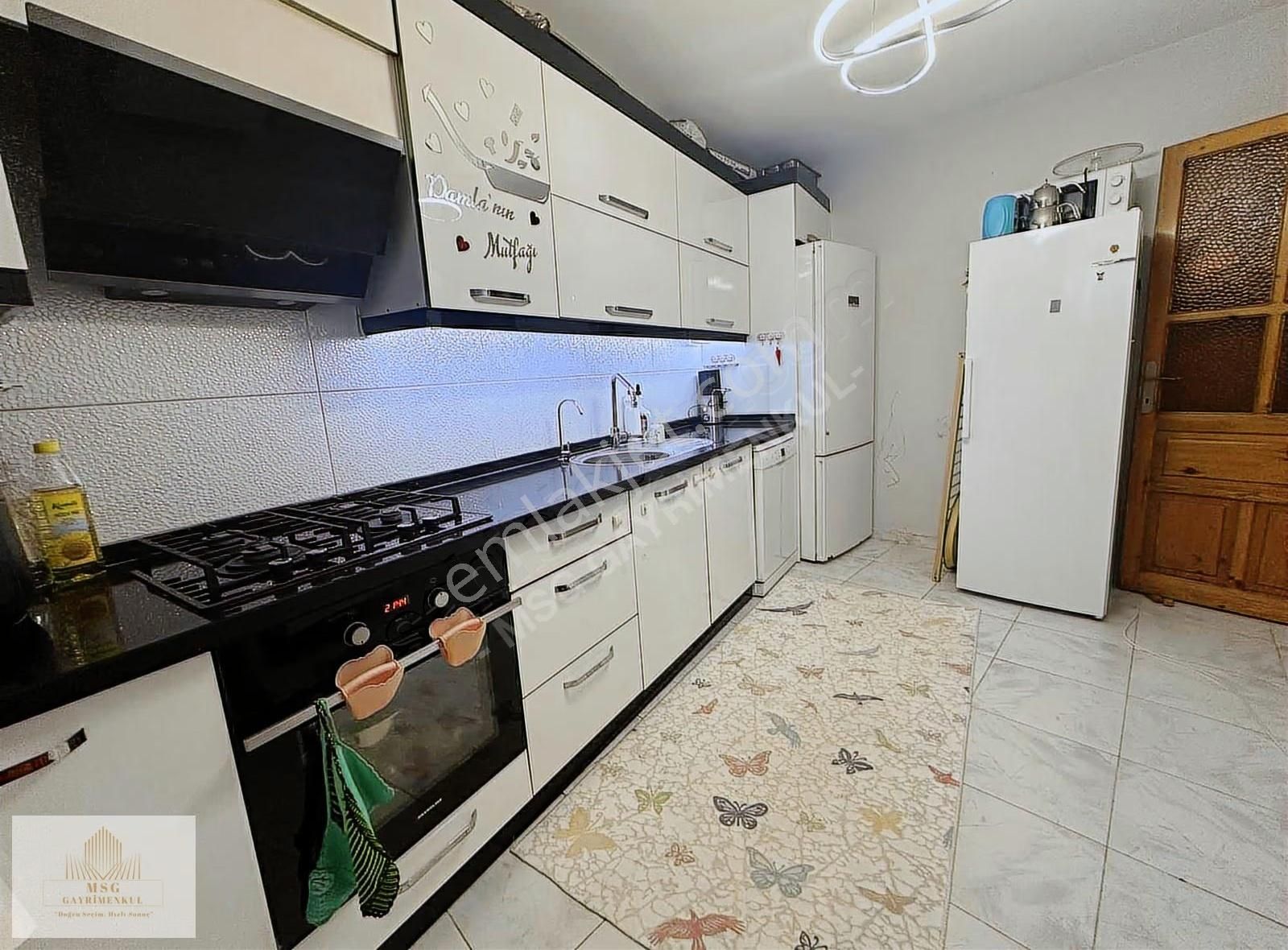 Msg'den Mithatpaşa Caddesine Yakın 3+1 Emsalsiz Fırsat Daire - Görsel 35