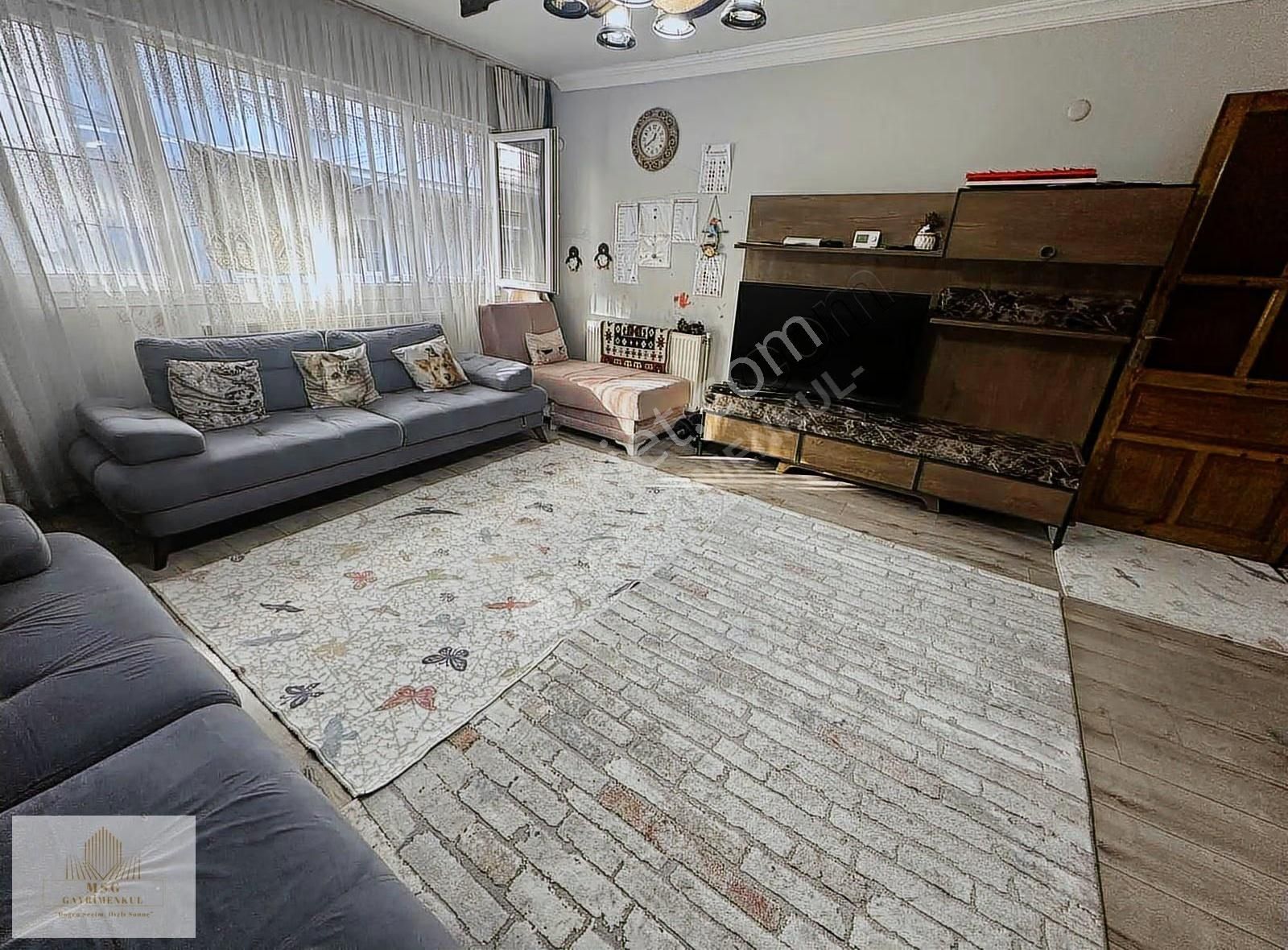 Msg'den Mithatpaşa Caddesine Yakın 3+1 Emsalsiz Fırsat Daire