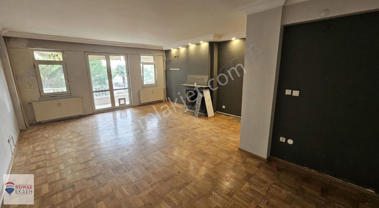 Maltepe Yalı Mah Kastel Dragos Sahil Sitesınde Kiralık 3+1 Daire - Görsel 11