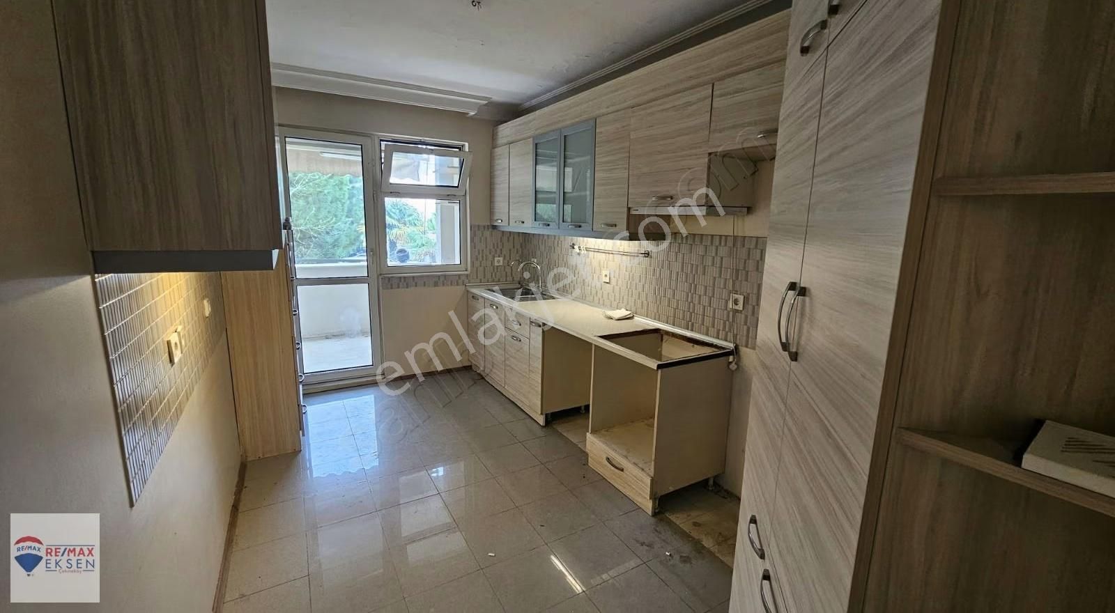 Maltepe Yalı Mah Kastel Dragos Sahil Sitesınde Kiralık 3+1 Daire - Görsel 7